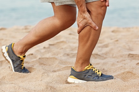 A lábfájdalom forrása akár a gerinc vagy az érszűkület is lehet.